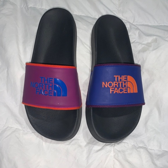 (The North Face) Slides - Picture 2 of 2
